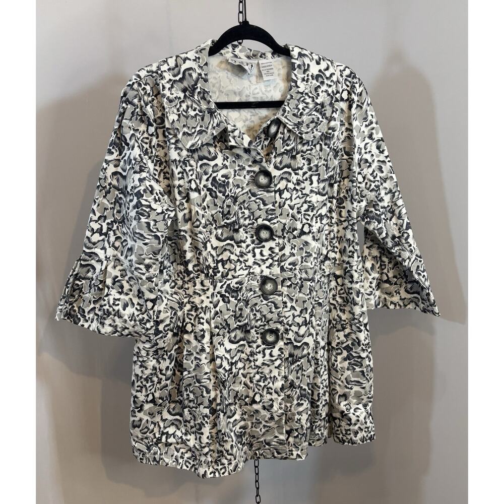🔥SALE🔥 Keren Hart Women Spring Jacket Size XL – Button – 3/4 Bell Sleeve Floral
